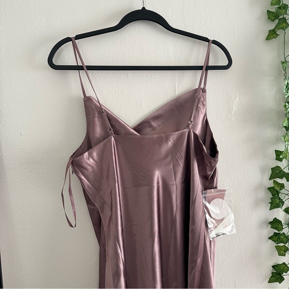 NWT Birdy Grey Lisa midi slip dress in satin dark mauve XL - Picture 6 of 13